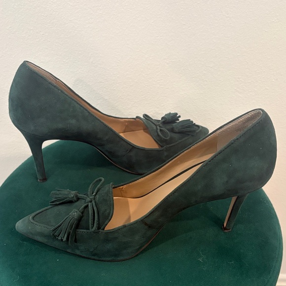 Ann Taylor Forest Green Tassel Heels - Picture 5 of 6